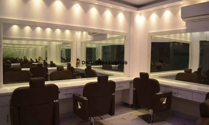 Royal Glow Make Up Studio